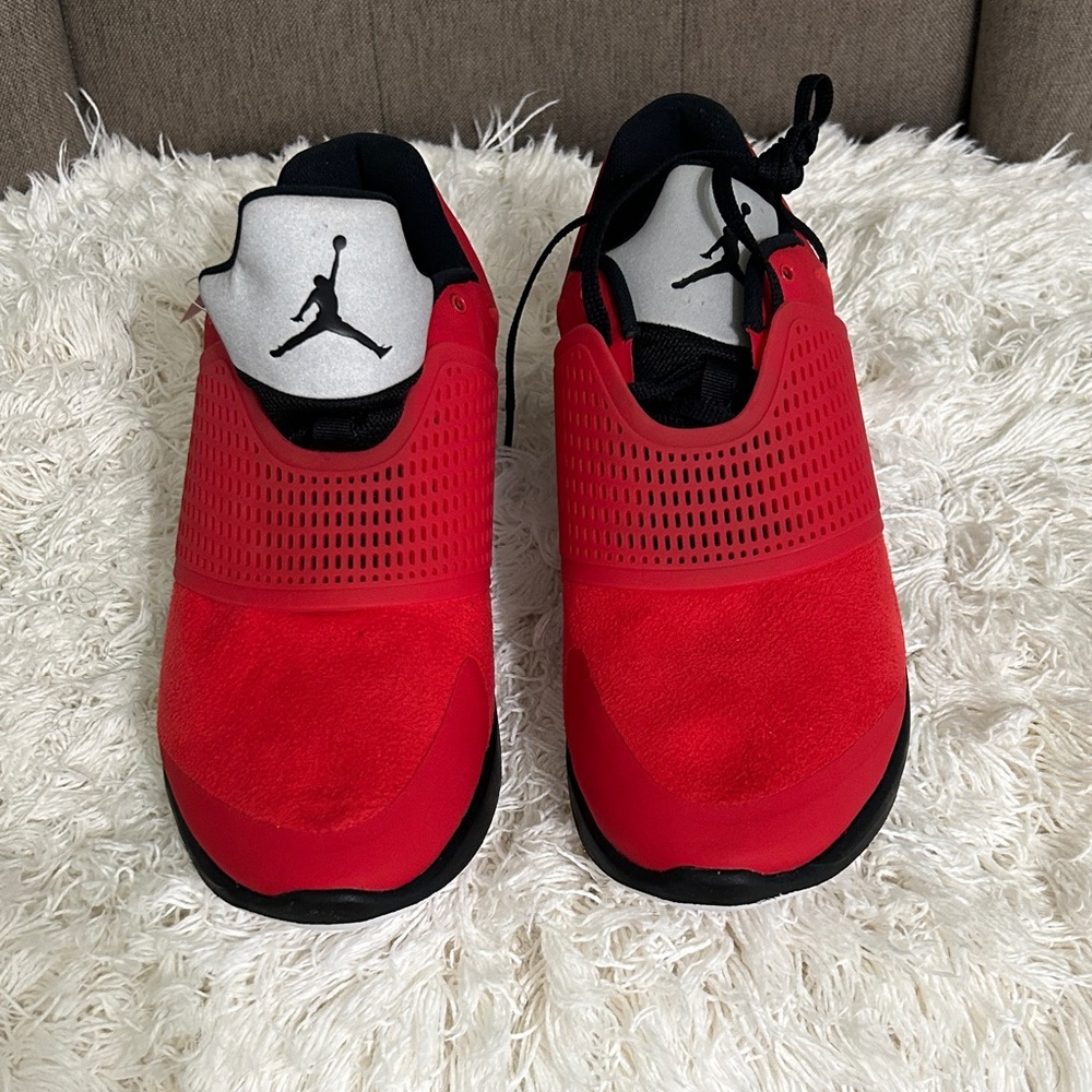 🏀💯JORDAN Red and Black Athletic Shoes